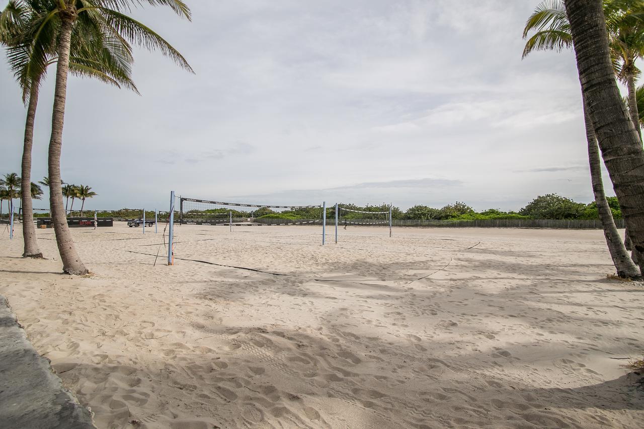 Two Bedroom Two Bath Apartment 2 Block To Beach Miami Beach Bagian luar foto