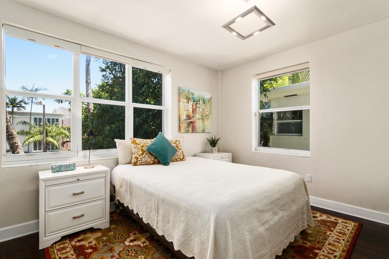 Two Bedroom Two Bath Apartment 2 Block To Beach Miami Beach Bagian luar foto