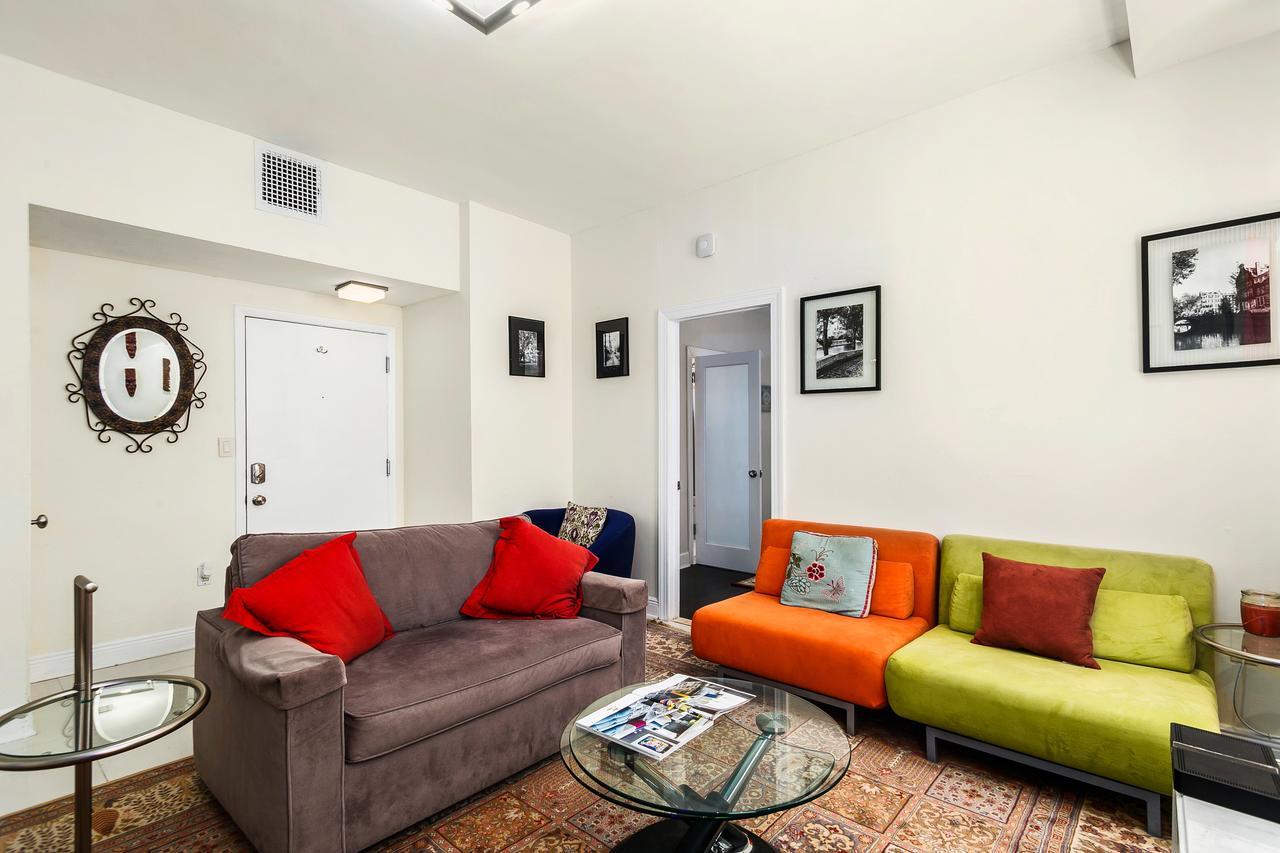 Two Bedroom Two Bath Apartment 2 Block To Beach Miami Beach Bagian luar foto